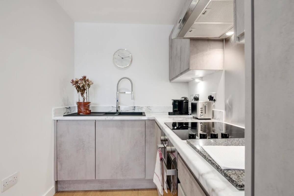 Beautiful 2 Bed Apartment In A Converted Mill Leeds  Extérieur photo